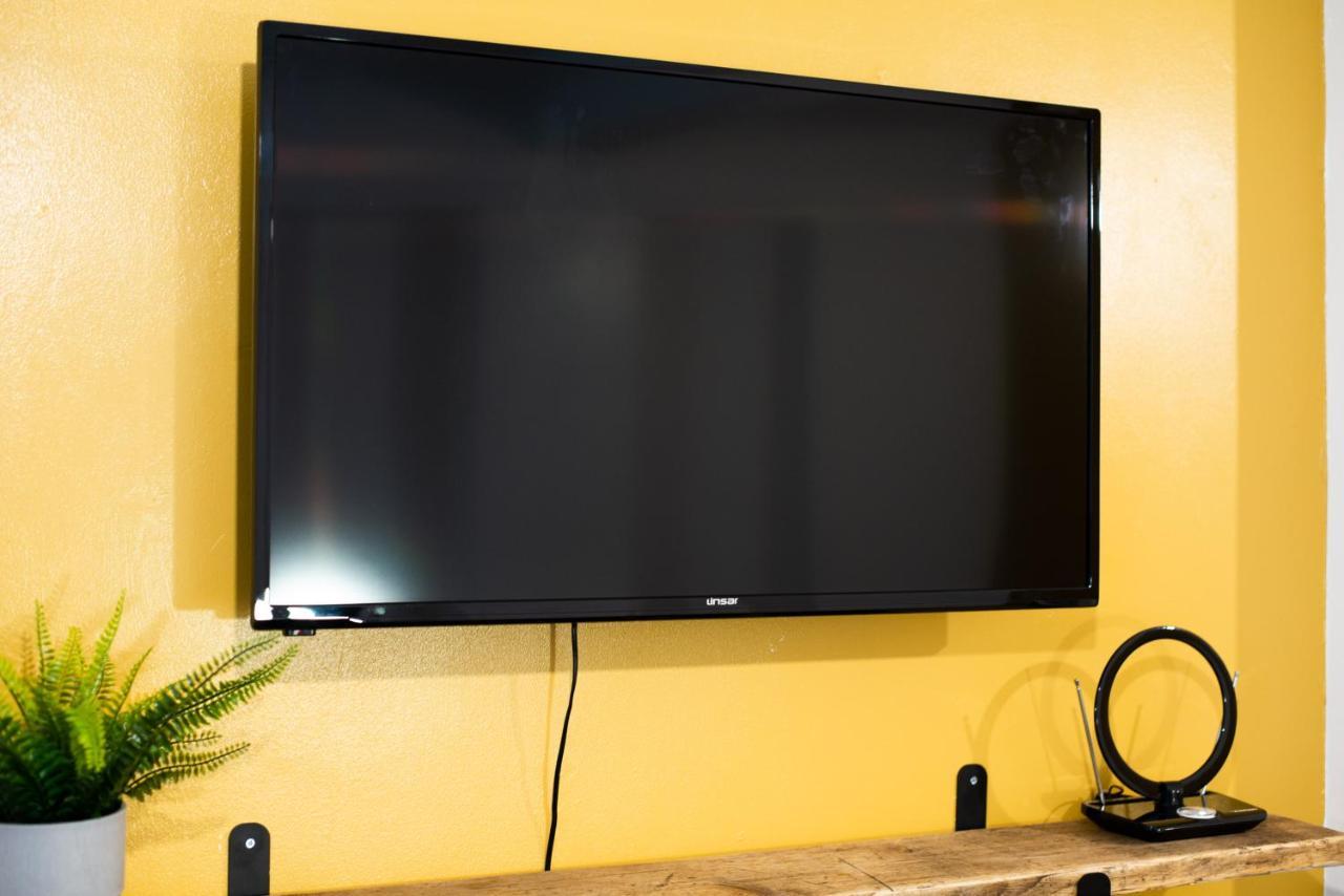 City Centre, 4Rm'S, With Smart Tv'S Parking 스완지 외부 사진